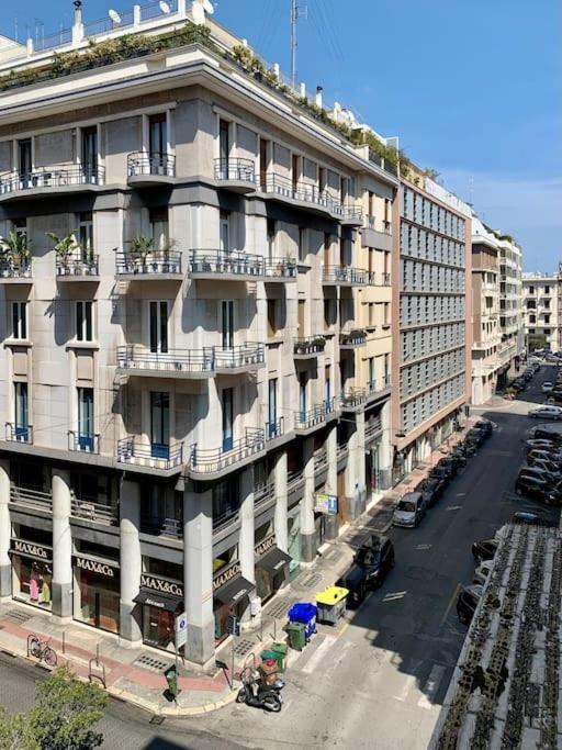 Betel House - Bari Central Apartment Eksteriør billede